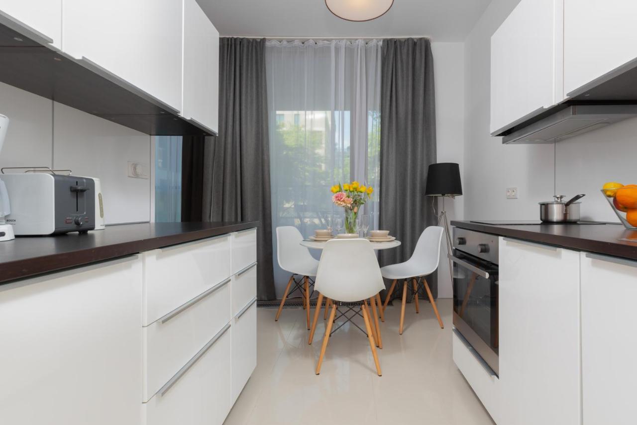 Kolejowa Apartments Warsaw By Noclegi Renters Exterior foto